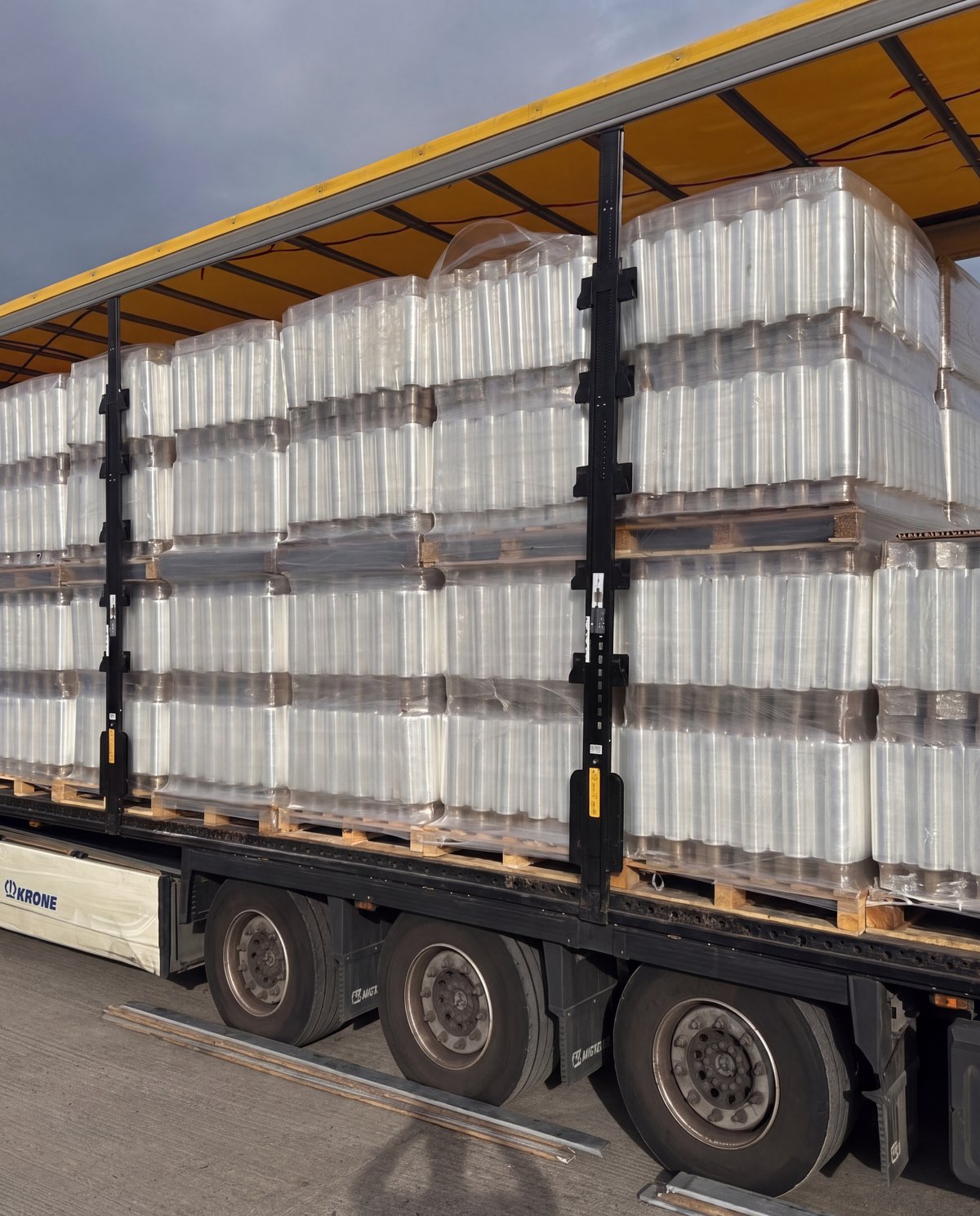 A trailer load of bulk-packed pre-stretched hand film, ready for delivery